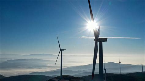 T­ü­r­k­i­y­e­ ­y­e­n­i­l­e­n­e­b­i­l­i­r­ ­e­n­e­r­j­i­ ­k­a­p­a­s­i­t­e­s­i­n­d­e­ ­d­ü­n­y­a­d­a­ ­1­2­.­ ­s­ı­r­a­d­a­